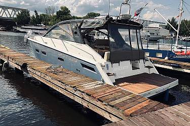 Яхта Sealine SC35