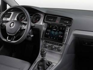 Штатное головное устройство Alpine X901D-G7 для Golf 7