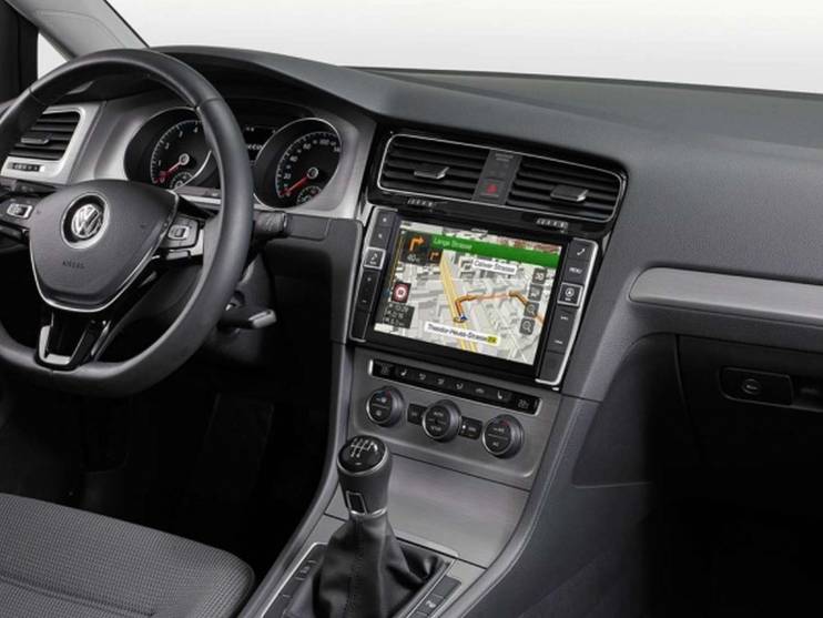 Штатное головное устройство Alpine X901D-G7 для Golf 7