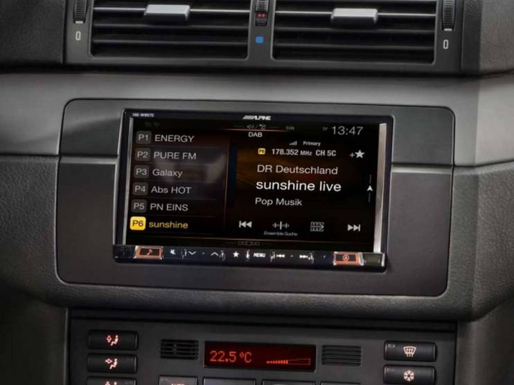 Штатное головное устройство Alpine INE-W997E46