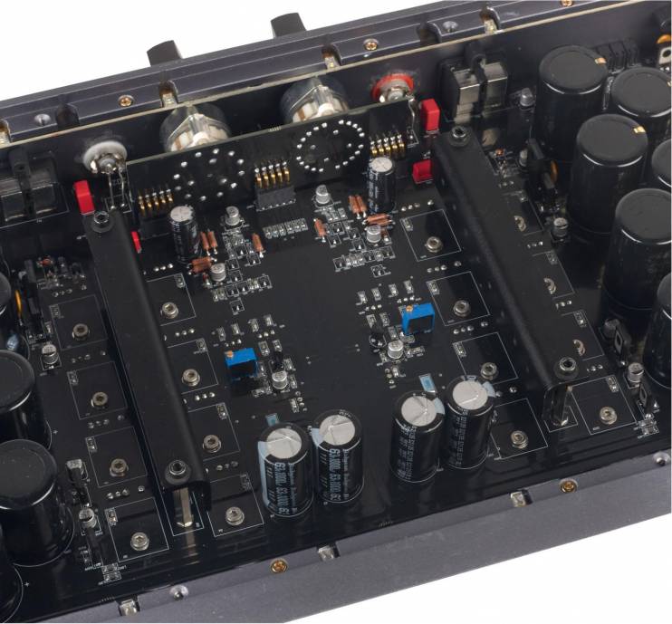 GROUND ZERO GZ ULTRA A-2