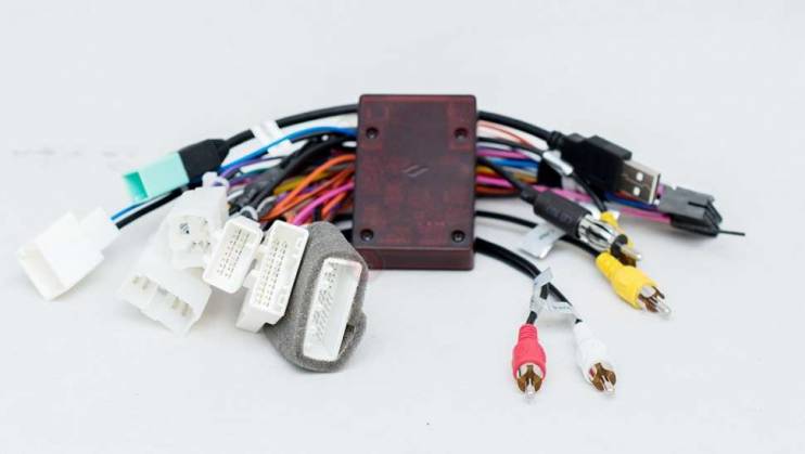 Штатная магнитола Redpower 31017V IPS Toyota RAV4 2013+ (без воздуховодов)