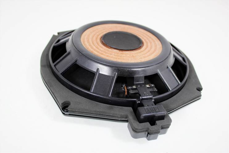 AMP SW-200BMW